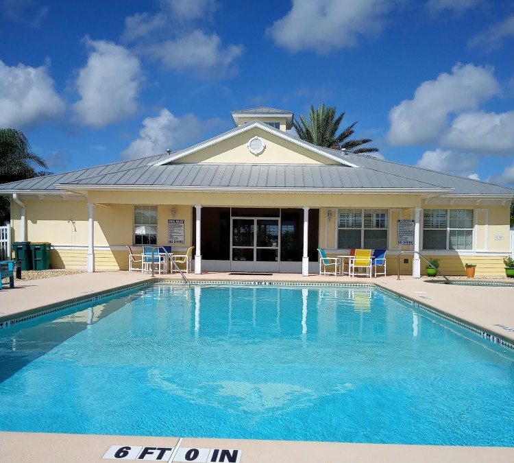 Swimming Pool and Club House (Melbourne,&nbspFL)